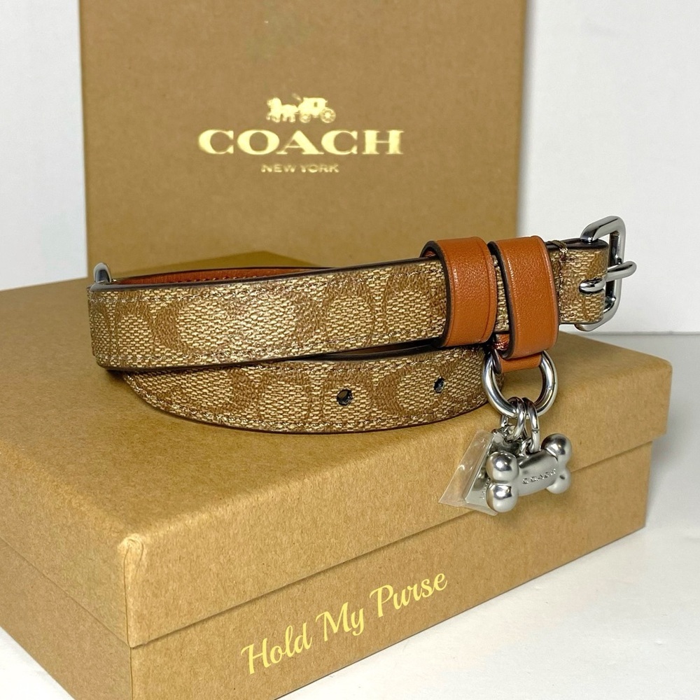 Coach Small Dog Collar Brown Khaki Signature C Includes an Apple AirTag Tracker - Picture 3 of 12